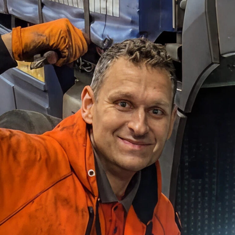 Excel Engineer